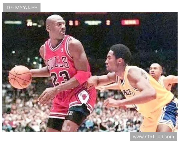 奥拉朱旺背身单打效率高出中心均值20%主导内线进攻