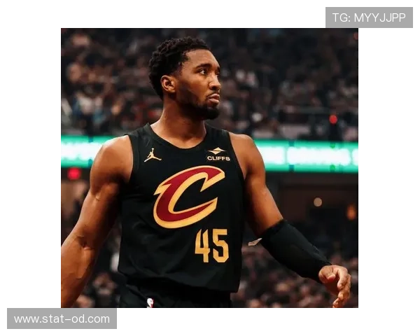 米切尔无球跑动占比提升，改变骑士进攻结构